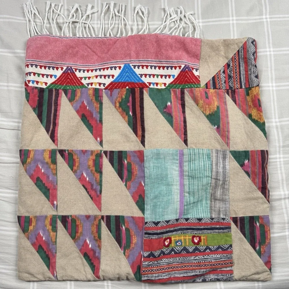 Pottery Barn Counterpane Pillow Cover (1) Pauline Boyd Patchwork Hatchling